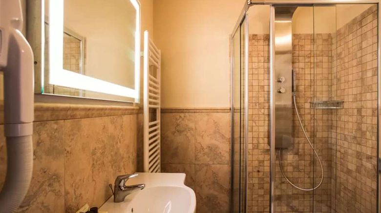 <b>Palazzo San Niccolo Hotel & Spa Room</b>. Images powered by <a href="https://iceportal.shijigroup.com/" title="IcePortal" target="_blank">IcePortal</a>.