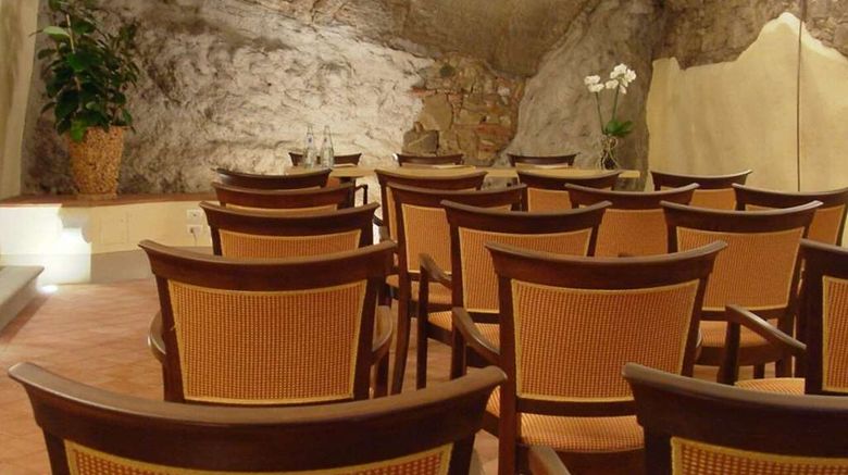 <b>Palazzo San Niccolo Hotel & Spa Meeting</b>. Images powered by <a href="https://iceportal.shijigroup.com/" title="IcePortal" target="_blank">IcePortal</a>.