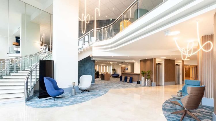 Radisson Hotel Nice Airport Lobby
