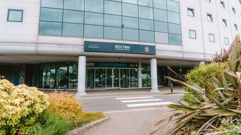 <b>Bolton Stadium Hotel,Radisson Individual Exterior</b>. Images powered by <a href="https://iceportal.shijigroup.com/" title="IcePortal" target="_blank">IcePortal</a>.