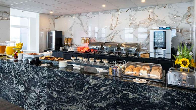 <b>Halifax Tower Hotel & Conf Centre-Ascend Restaurant</b>. Images powered by <a href="https://iceportal.shijigroup.com/" title="IcePortal" target="_blank">IcePortal</a>.