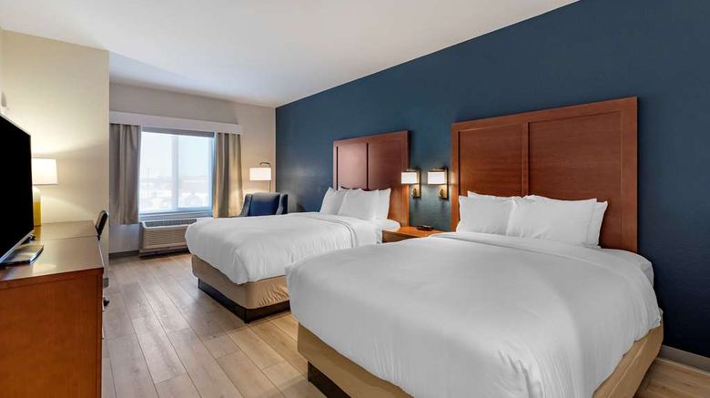 <b>Comfort Inn & Suites Bennett Room</b>. Images powered by <a href="https://iceportal.shijigroup.com/" title="IcePortal" target="_blank">IcePortal</a>.