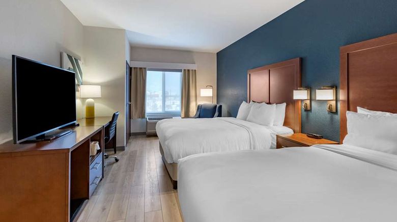 <b>Comfort Inn & Suites Bennett Room</b>. Images powered by <a href="https://iceportal.shijigroup.com/" title="IcePortal" target="_blank">IcePortal</a>.