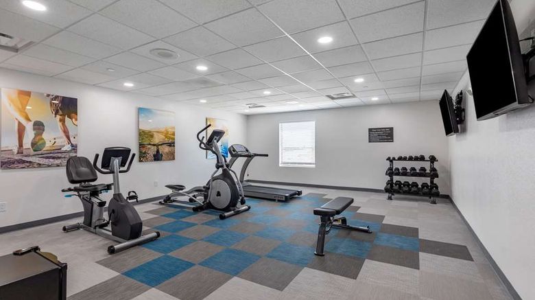 <b>Comfort Inn & Suites Bennett Health</b>. Images powered by <a href="https://iceportal.shijigroup.com/" title="IcePortal" target="_blank">IcePortal</a>.