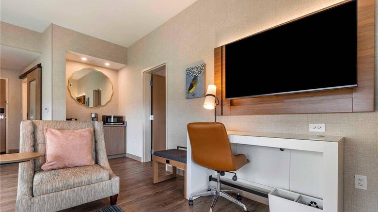 <b>Cambria Hotel Downtown the Vista Suite</b>. Images powered by <a href="https://iceportal.shijigroup.com/" title="IcePortal" target="_blank">IcePortal</a>.