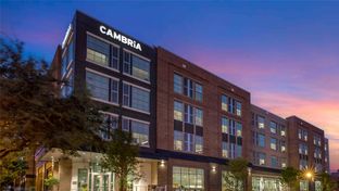 Cambria Hotel Downtown the Vista
