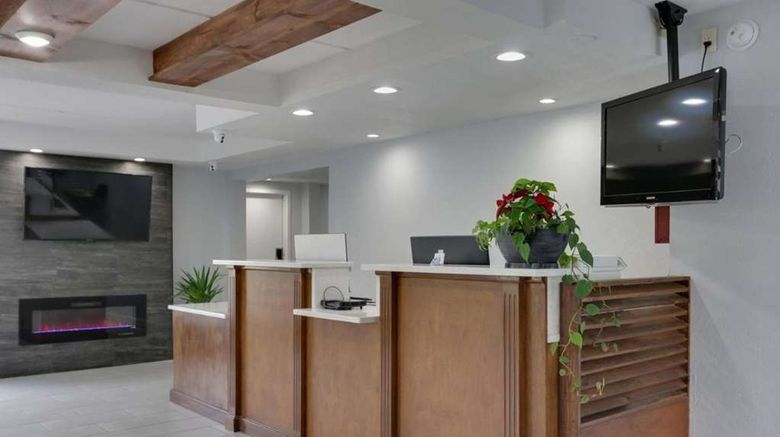 <b>Baymont by Wyndham Ridgeland I-95 Lobby</b>. Images powered by <a href="https://iceportal.shijigroup.com/" title="IcePortal" target="_blank">IcePortal</a>.