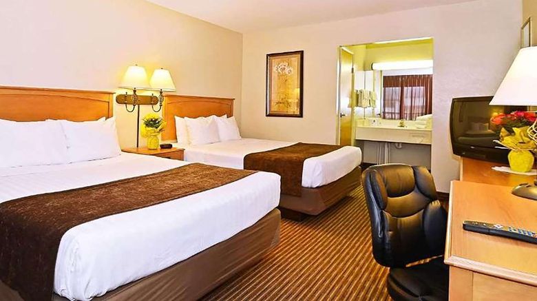<b>Days Inn by Wyndham Birch Run Room</b>. Images powered by <a href="https://iceportal.shijigroup.com/" title="IcePortal" target="_blank">IcePortal</a>.