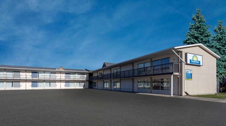 <b>Days Inn by Wyndham Birch Run Exterior</b>. Images powered by <a href="https://iceportal.shijigroup.com/" title="IcePortal" target="_blank">IcePortal</a>.