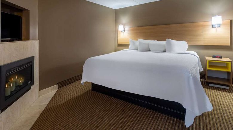 <b>Days Inn by Wyndham Birch Run Room</b>. Images powered by <a href="https://iceportal.shijigroup.com/" title="IcePortal" target="_blank">IcePortal</a>.