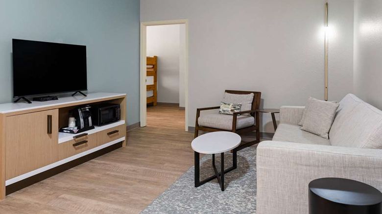 <b>Wyndham Garden Otsego-Minneapolis Suite</b>. Images powered by <a href="https://iceportal.shijigroup.com/" title="IcePortal" target="_blank">IcePortal</a>.