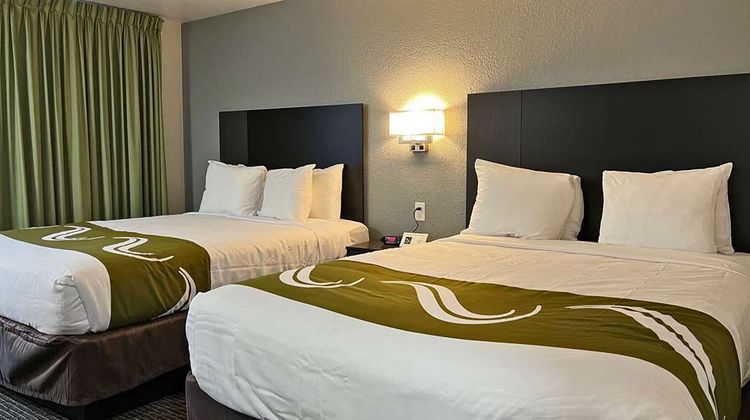 Quality Inn & Suites Room