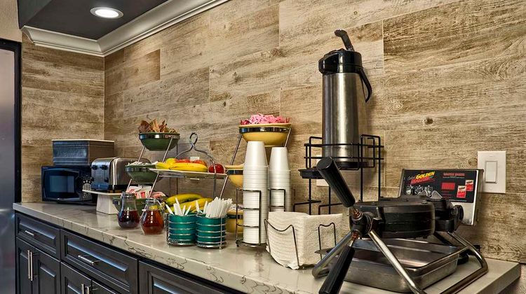 Quality Inn & Suites Restaurant