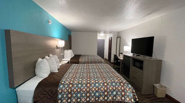 <b>Baymont by Wyndham Omaha South Room</b>. Images powered by <a href="https://iceportal.shijigroup.com/" title="IcePortal" target="_blank">IcePortal</a>.
