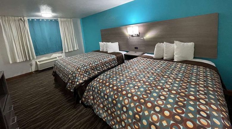 <b>Baymont by Wyndham Omaha South Room</b>. Images powered by <a href="https://iceportal.shijigroup.com/" title="IcePortal" target="_blank">IcePortal</a>.