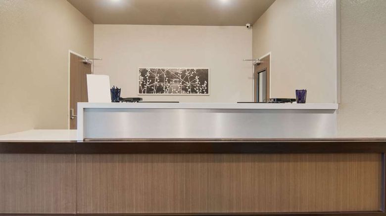 <b>Sleep Inn Lobby</b>. Images powered by <a href="https://iceportal.shijigroup.com/" title="IcePortal" target="_blank">IcePortal</a>.