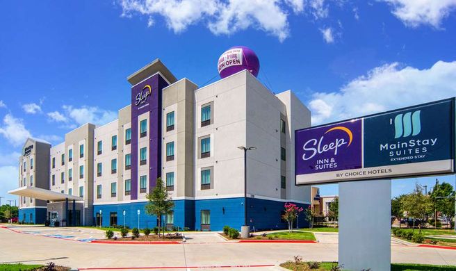 MainStay Suites Exterior
