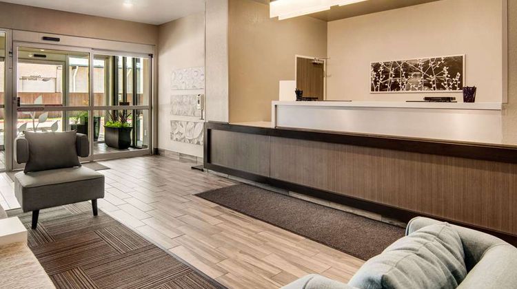 MainStay Suites Lobby