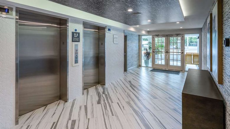 <b>Hilton Garden Inn Historic District Lobby</b>. Images powered by <a href="https://iceportal.shijigroup.com/" title="IcePortal" target="_blank">IcePortal</a>.