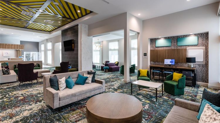 Hilton Garden Inn Historic District Lobby