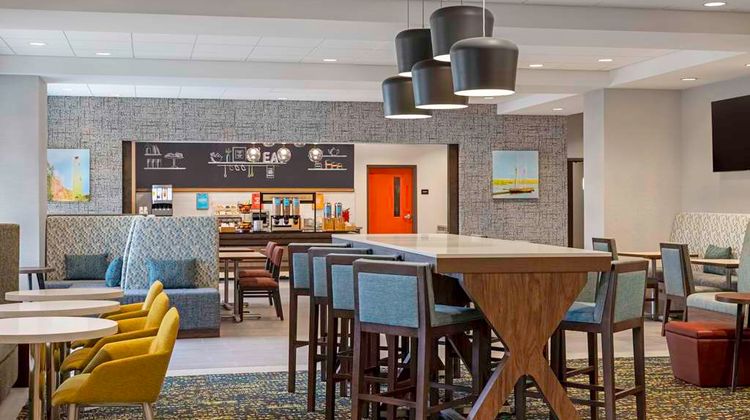 Hampton Inn by Hilton Midland Restaurant