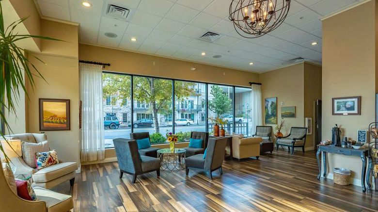 <b>Hotel Maison Yakima Tapestry Coll Hilton Lobby</b>. Images powered by <a href="https://iceportal.shijigroup.com/" title="IcePortal" target="_blank">IcePortal</a>.