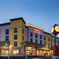 Hampton Inn & Suites Marina