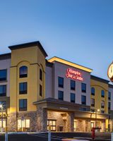 Hampton Inn & Suites Marina