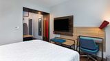 Tru by Hilton University Medical Center Room