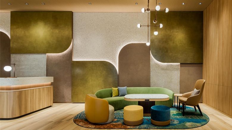 <b>Hilton Garden Inn Kyoto Shijo Karasuma Lobby</b>. Images powered by <a href="https://iceportal.shijigroup.com/" title="IcePortal" target="_blank">IcePortal</a>.