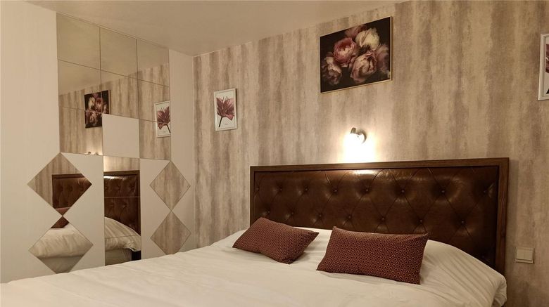 <b>Astrotel Hotel Room</b>. Images powered by <a href="https://iceportal.shijigroup.com/" title="IcePortal" target="_blank">IcePortal</a>.