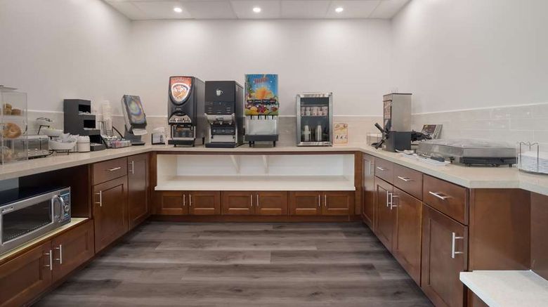 <b>SureStay Plus Hotel Best Western Upland Restaurant</b>. Images powered by <a href="https://iceportal.shijigroup.com/" title="IcePortal" target="_blank">IcePortal</a>.