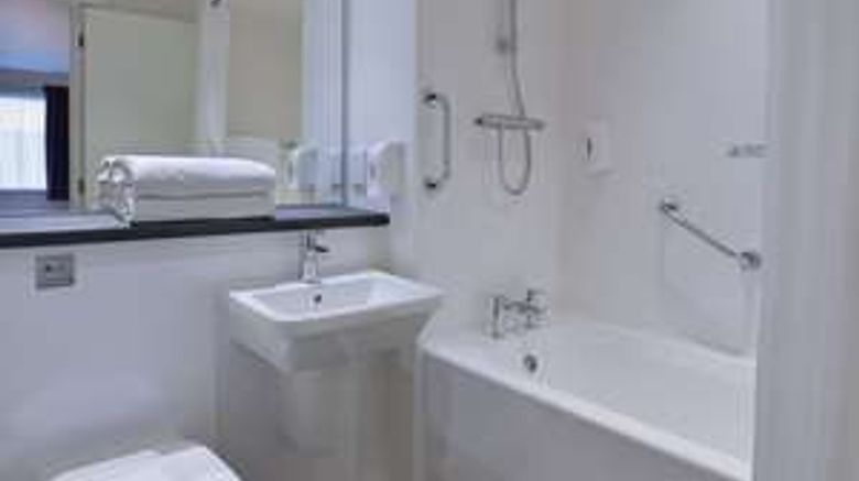 <b>Travelodge Walton-on-Thames Central Room</b>. Images powered by <a href="https://iceportal.shijigroup.com/" title="IcePortal" target="_blank">IcePortal</a>.