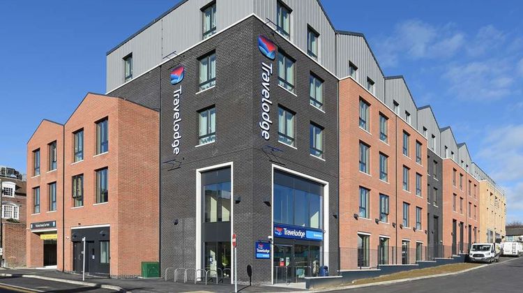 Travelodge Braintree Exterior