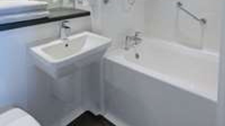 <b>Travelodge Braintree Room</b>. Images powered by <a href="https://iceportal.shijigroup.com/" title="IcePortal" target="_blank">IcePortal</a>.