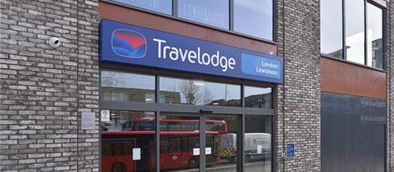 Travelodge London Lewisham Exterior