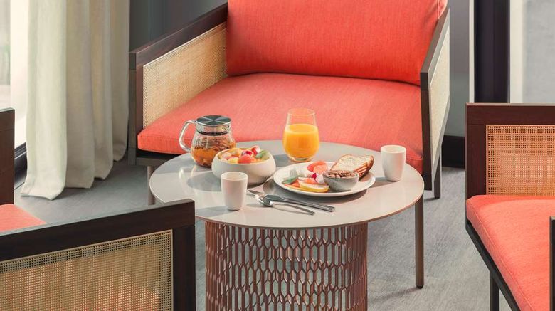 <b>OKKO Hotels Paris la Defense Restaurant</b>. Images powered by <a href="https://iceportal.shijigroup.com/" title="IcePortal" target="_blank">IcePortal</a>.