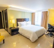 Sonesta Hotel Cali Room