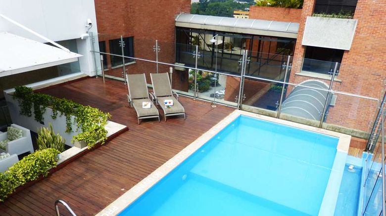 <b>Sonesta Hotel Cali Pool</b>. Images powered by <a href="https://iceportal.shijigroup.com/" title="IcePortal" target="_blank">IcePortal</a>.
