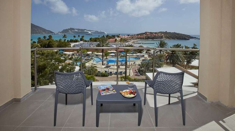 <b>Oceans at Divi Little Bay Room</b>. Images powered by <a href="https://iceportal.shijigroup.com/" title="IcePortal" target="_blank">IcePortal</a>.