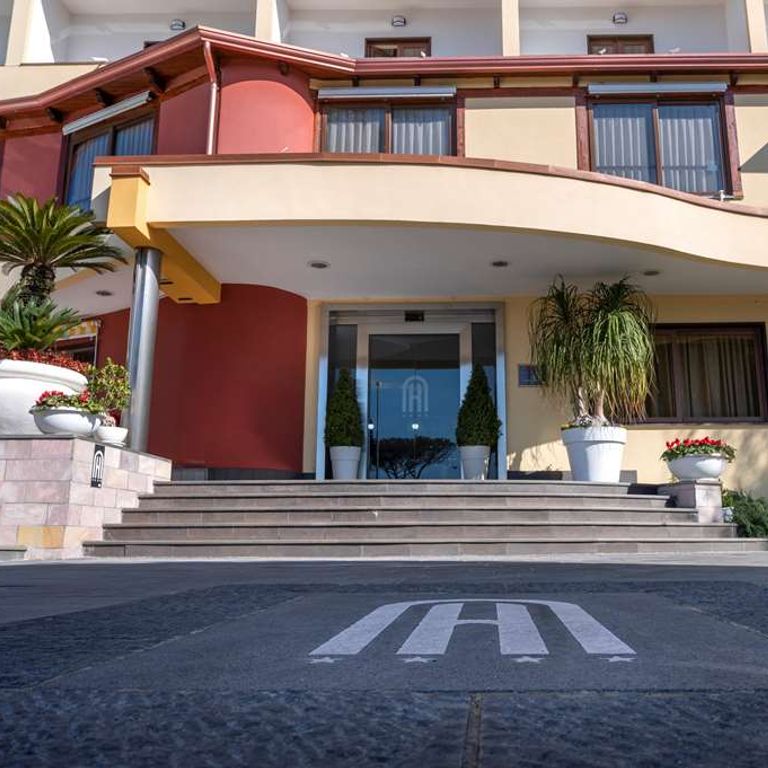 Hotel Agora, Sure Hotel Collection by BW
