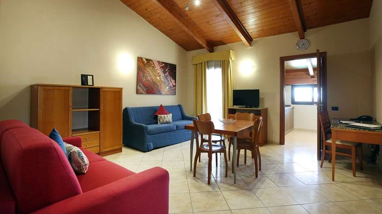 <b>Hotel Agora, Sure Hotel Collection by BW Suite</b>. Images powered by <a href="https://iceportal.shijigroup.com/" title="IcePortal" target="_blank">IcePortal</a>.