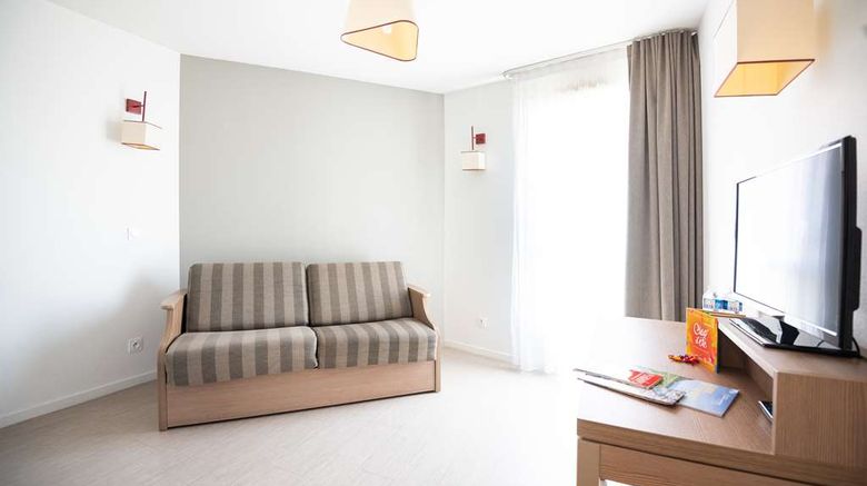 <b>Zenitude Narbonne Centre Room</b>. Images powered by <a href="https://iceportal.shijigroup.com/" title="IcePortal" target="_blank">IcePortal</a>.