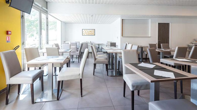 <b>Zenitude Narbonne Centre Restaurant</b>. Images powered by <a href="https://iceportal.shijigroup.com/" title="IcePortal" target="_blank">IcePortal</a>.