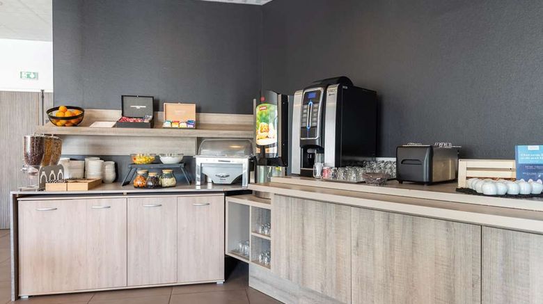 <b>Zenitude Narbonne Centre Restaurant</b>. Images powered by <a href="https://iceportal.shijigroup.com/" title="IcePortal" target="_blank">IcePortal</a>.
