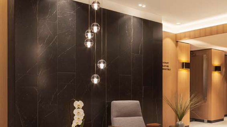 <b>Hotel Restaurant Schwanen Lobby</b>. Images powered by <a href="https://iceportal.shijigroup.com/" title="IcePortal" target="_blank">IcePortal</a>.