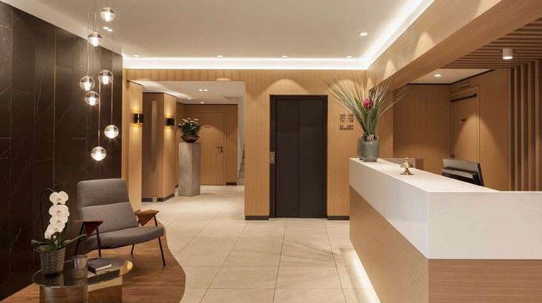 <b>Hotel Restaurant Schwanen Lobby</b>. Images powered by <a href="https://iceportal.shijigroup.com/" title="IcePortal" target="_blank">IcePortal</a>.