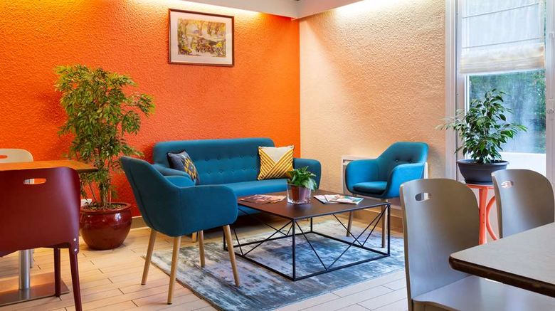 <b>Hotel Nancy Sud Vandoeuvre Lobby</b>. Images powered by <a href="https://iceportal.shijigroup.com/" title="IcePortal" target="_blank">IcePortal</a>.