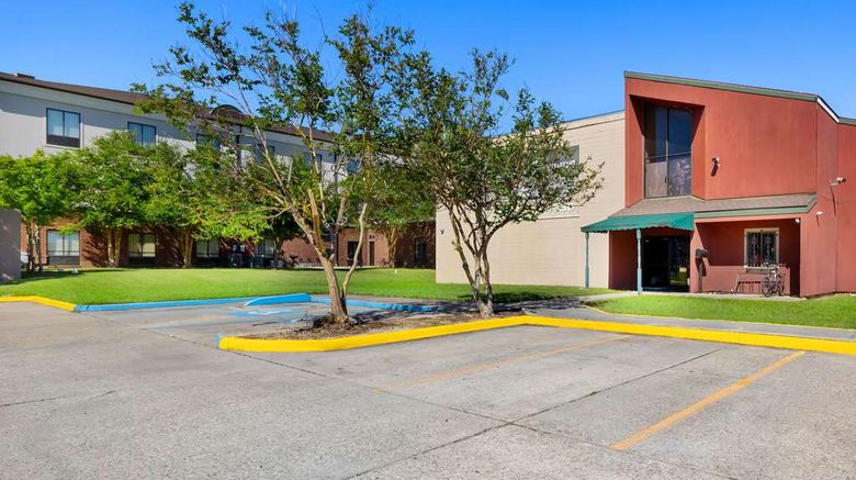 <b>Quality Inn Morgan City Exterior</b>. Images powered by <a href="https://iceportal.shijigroup.com/" title="IcePortal" target="_blank">IcePortal</a>.