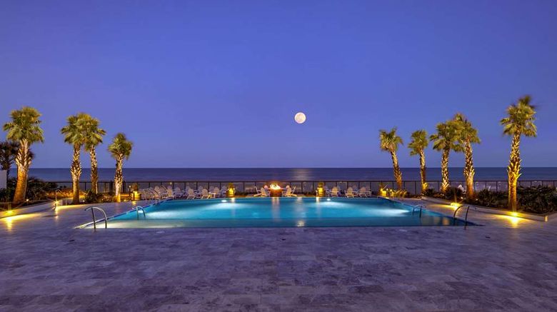 <b>Embassy Stes by Hilton Oceanfront Resort Pool</b>. Images powered by <a href="https://iceportal.shijigroup.com/" title="IcePortal" target="_blank">IcePortal</a>.
